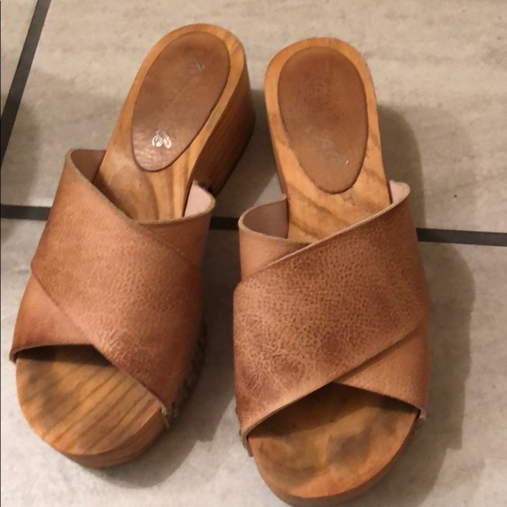 Free People Clogs